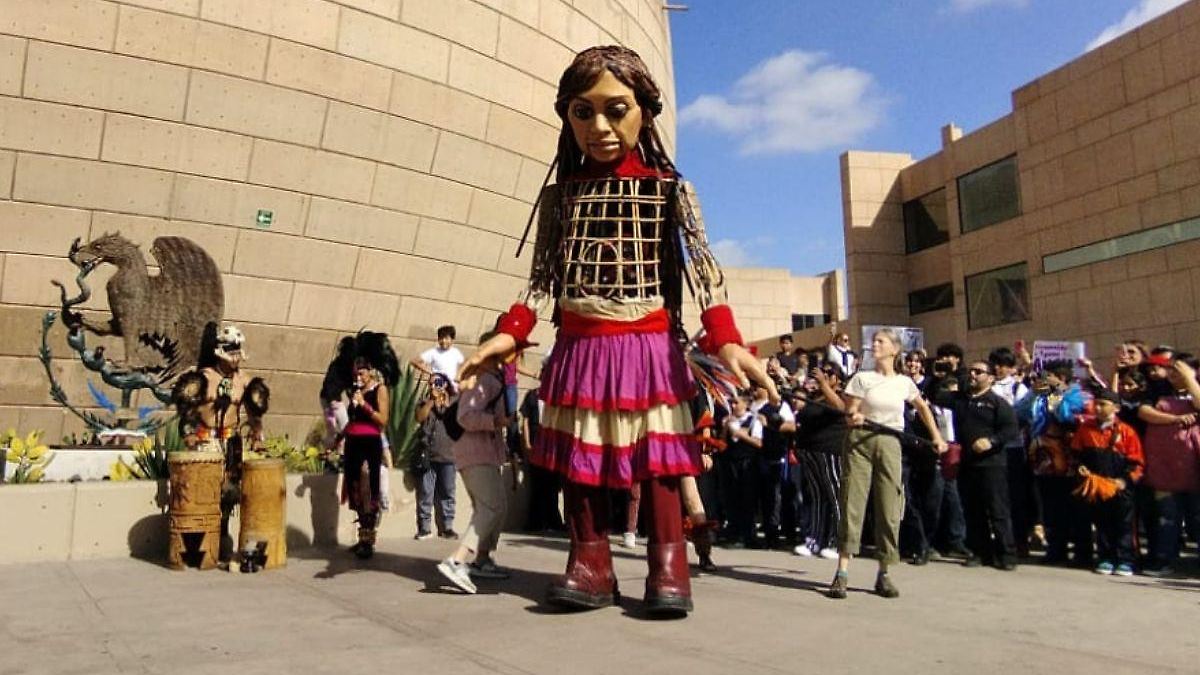 Muñeca gigante mexicana sales